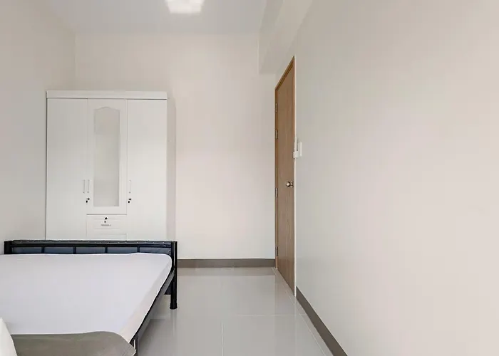 Near Sm Bf & Shopwise Slex Accessible 2br For 4